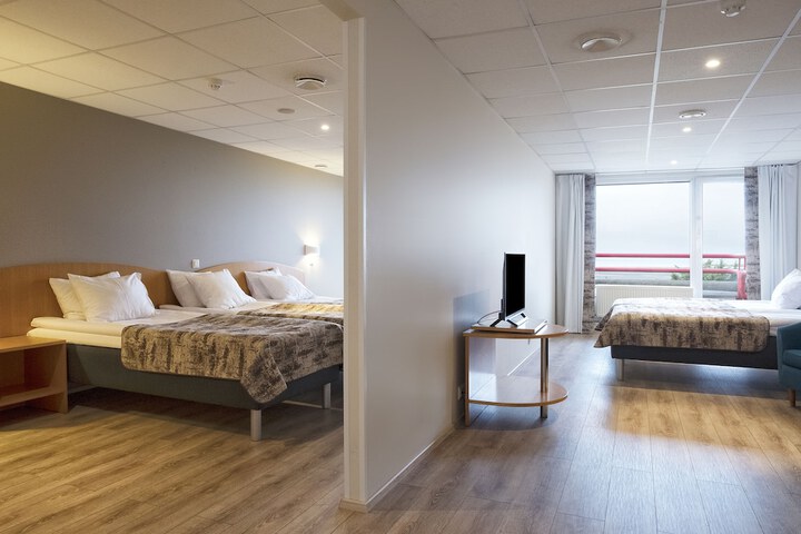Room 29 of 83