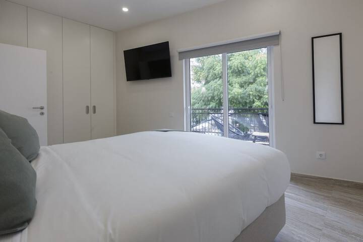 Room 13 of 79