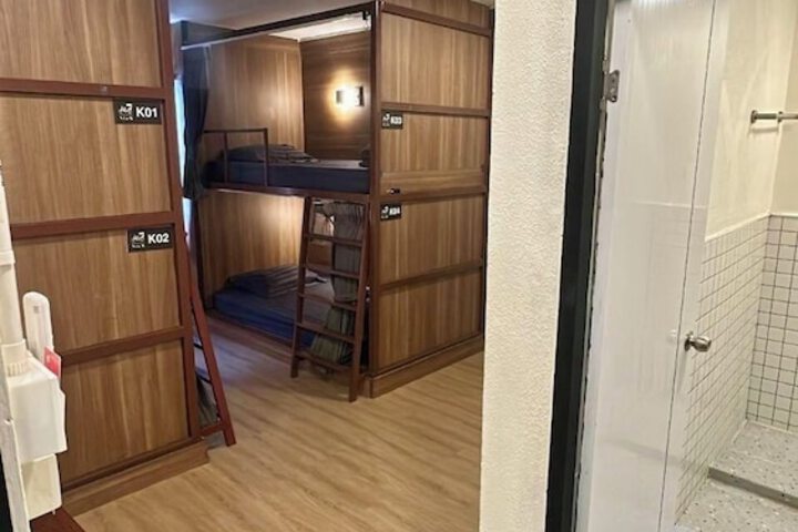 Room 67 of 132