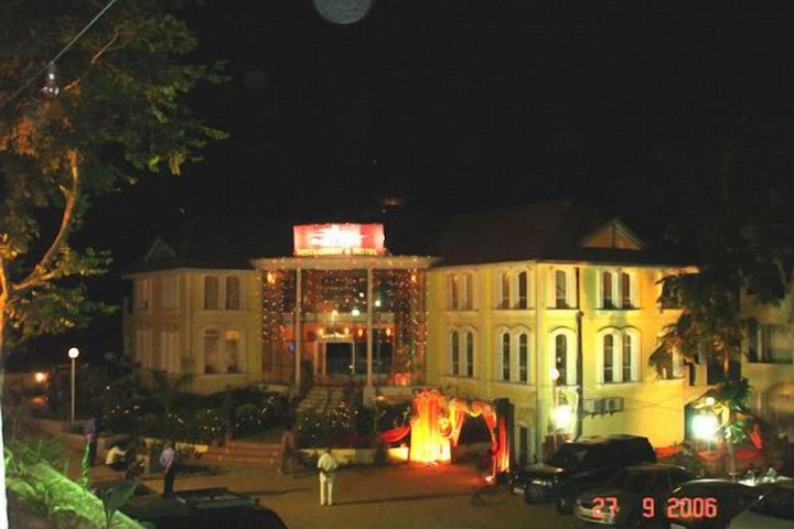 Hotel 53 of 58
