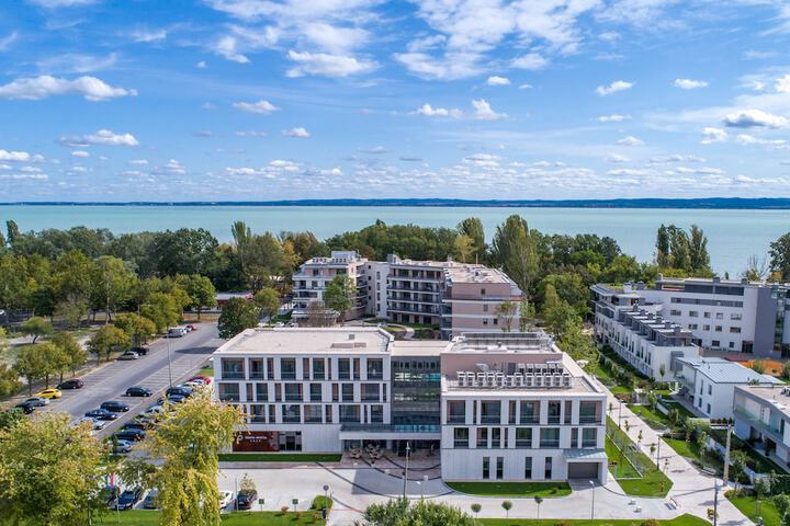 Aura Hotel - Adults Only