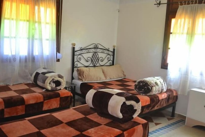 Room 8 of 30