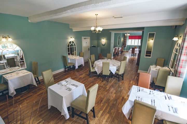 Dining 60 of 93