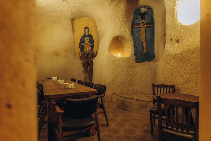 Dining 99 of 112