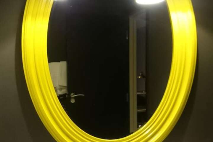Room 21 of 50