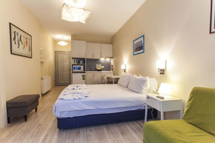 Room 21 of 44