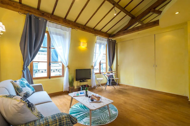 Room 2 of 14