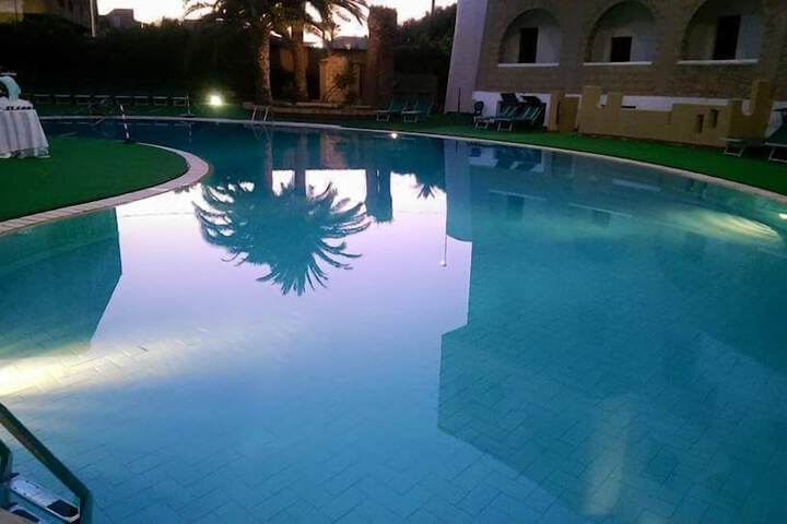 Pools & Facilities