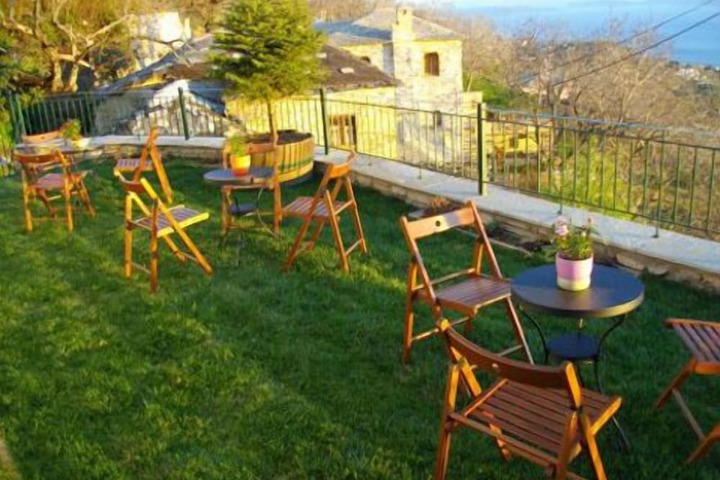 Terrace/Patio 19 of 30