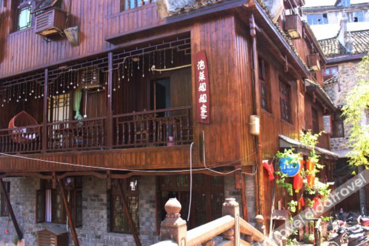 Kimchi Sisters Home Inn