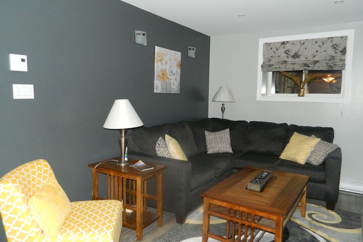 Room 16 of 40