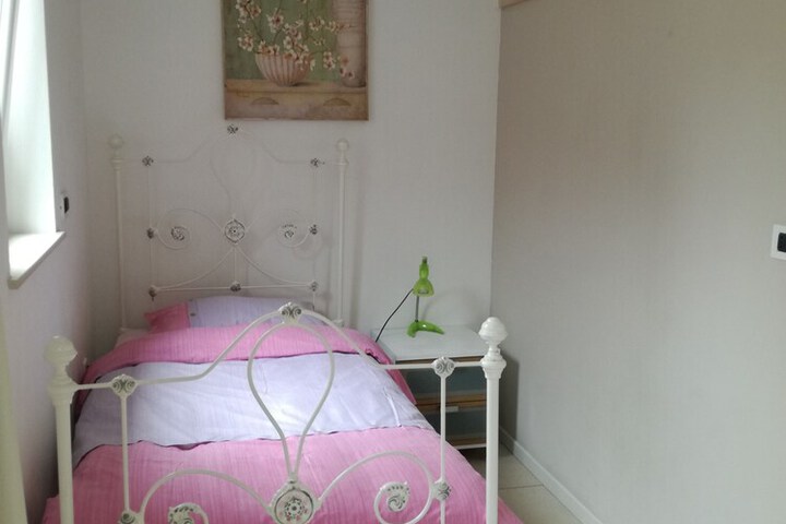 Room 16 of 57