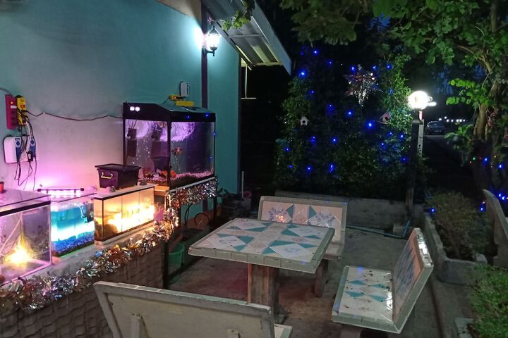 Room 9 of 29