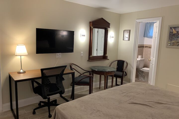 Room 19 of 41