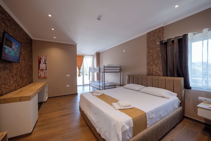 Room 21 of 129
