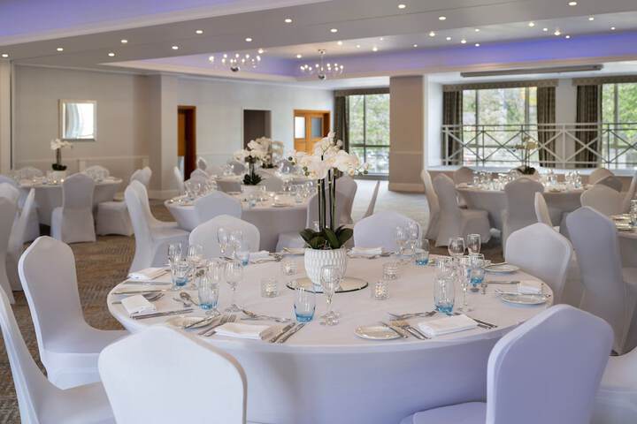 Ballroom/Hall 37 of 46