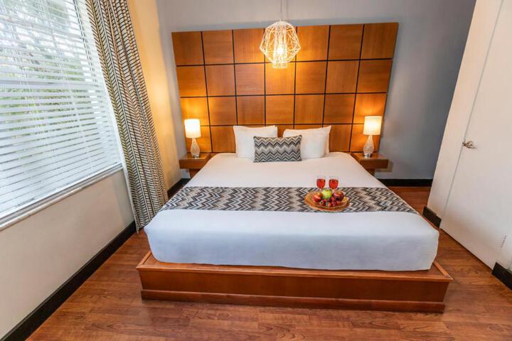 Standard | King Bed (2 of 2)