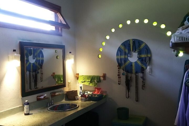 Room 2 of 16
