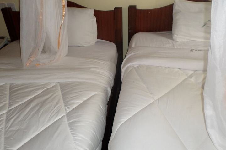 Room 15 of 130