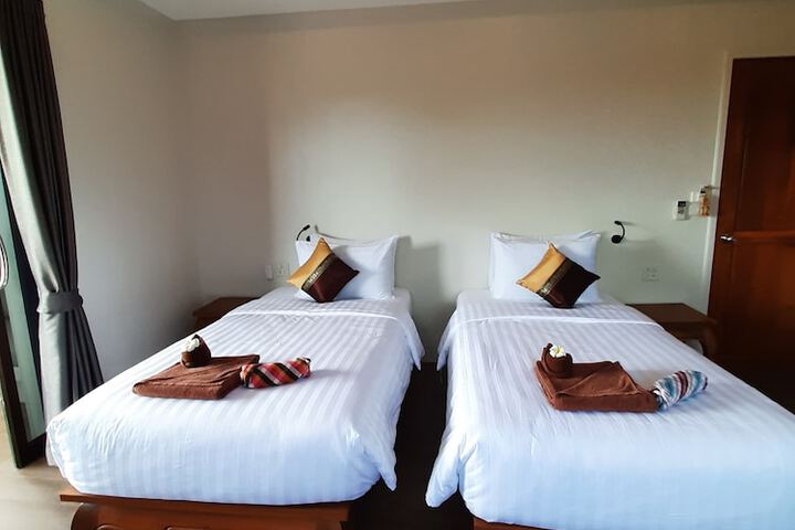 Room 29 of 85