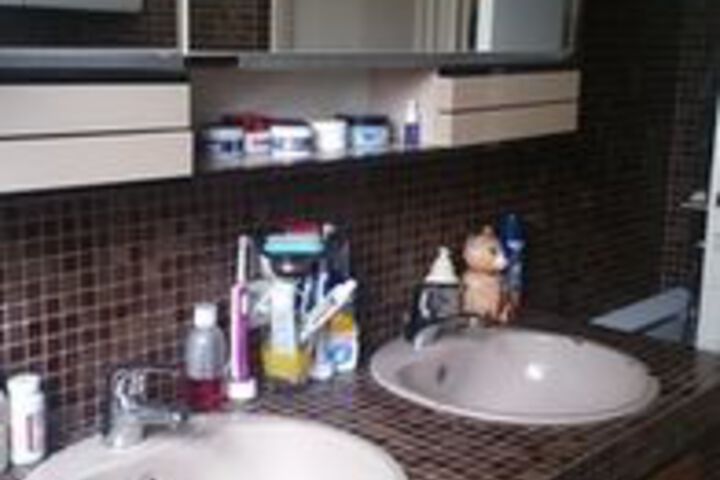 Room 5 of 21