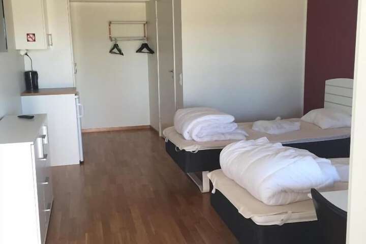 Room 12 of 45
