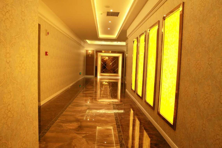Hotel Interior 9 of 17