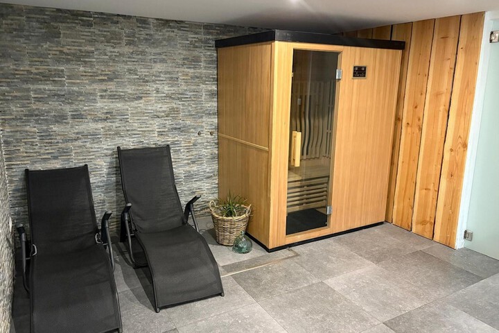 Spa 20 of 40