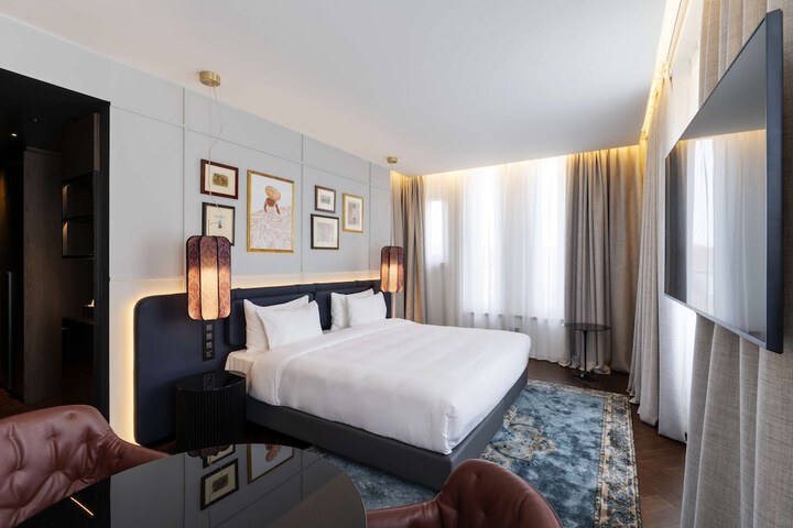 Room 29 of 79