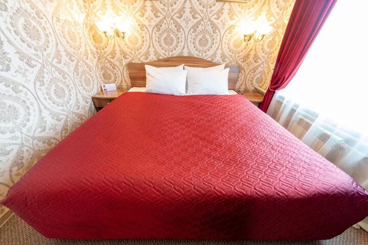 Room 27 of 51