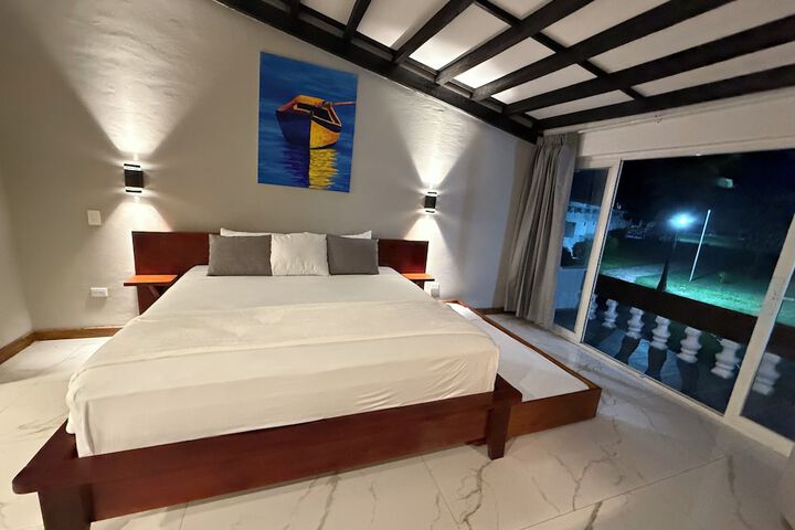 Room 46 of 189