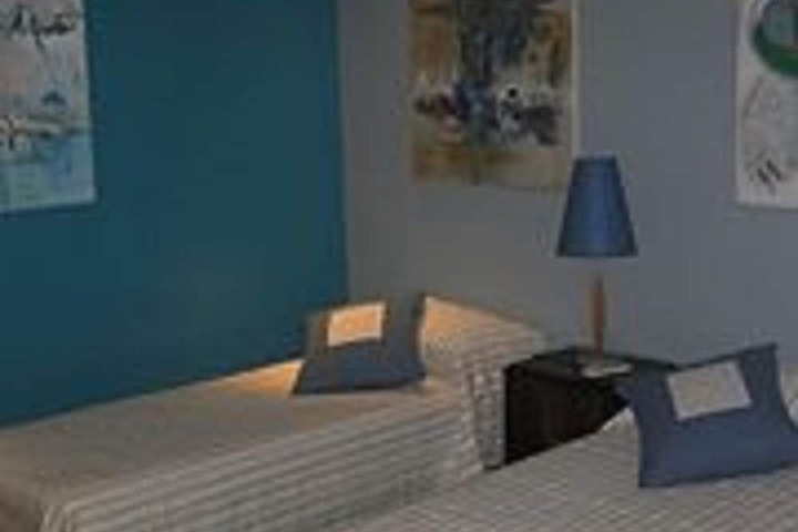 Room 12 of 38