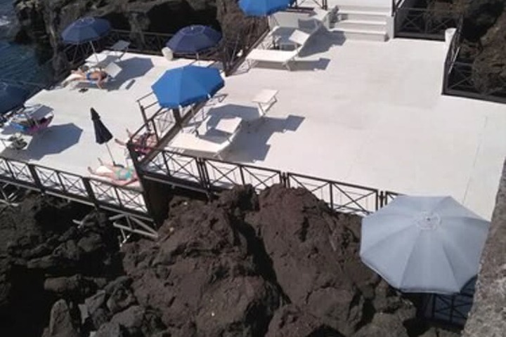Sundeck 71 of 76