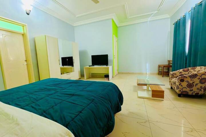 Room 78 of 144