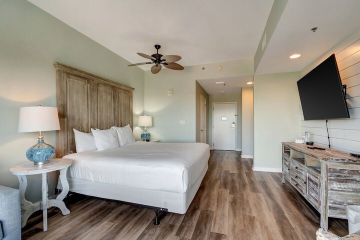 Room 55 of 270