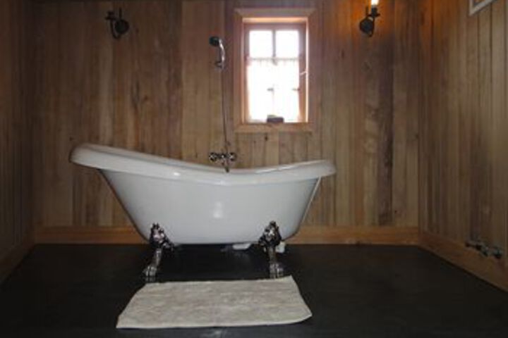 Hot Tub 29 of 45