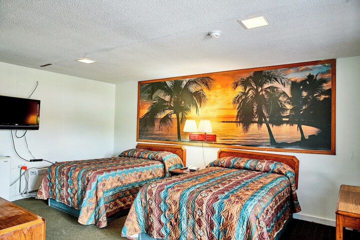 Room 10 of 23