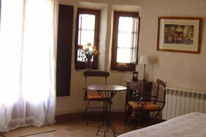 Room 6 of 22