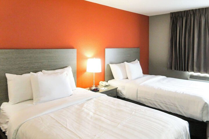 1 Double Bed Accessible (25 of 44)