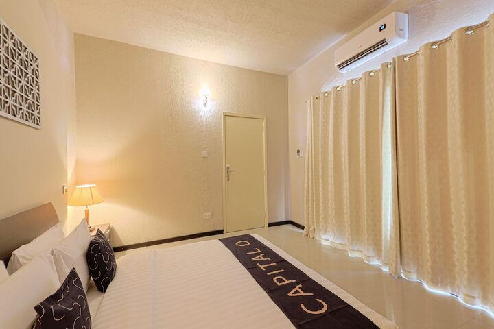 Room 32 of 68