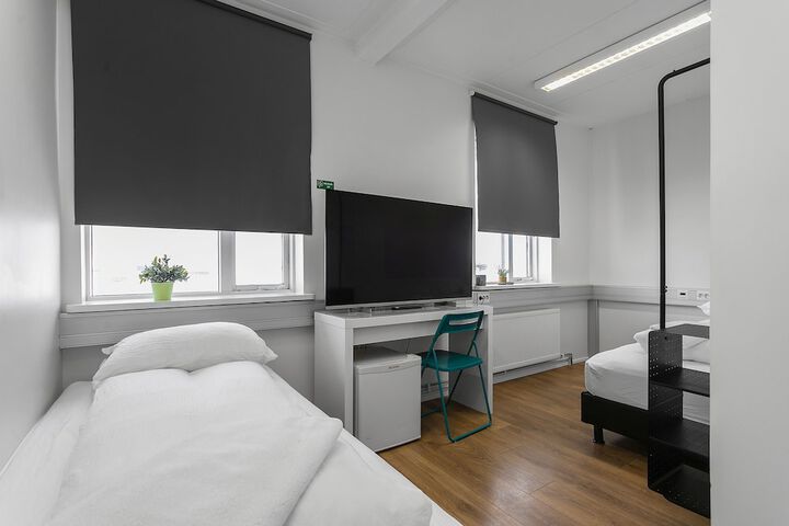 Room 8 of 26