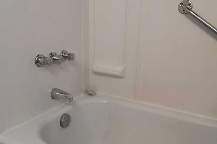 Room 61 of 80