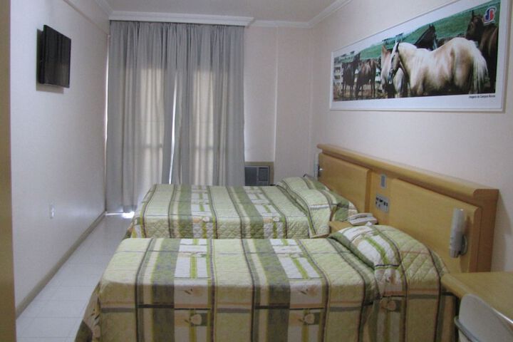 Room 5 of 58