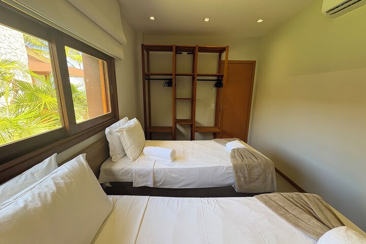Room 17 of 104
