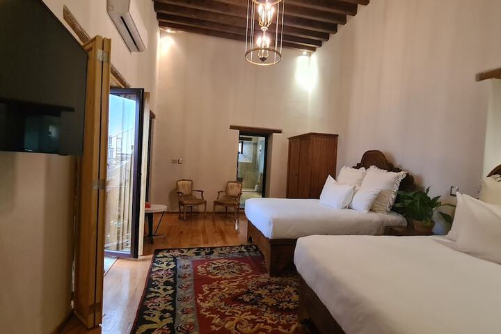 Room 14 of 30
