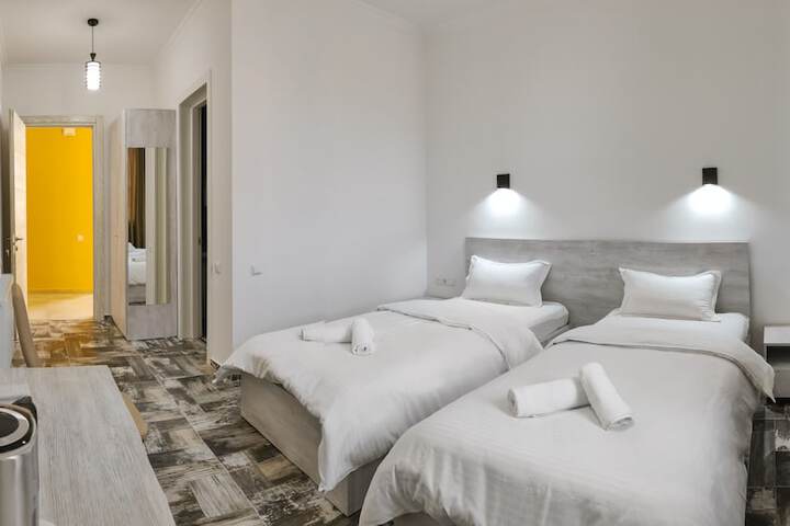 Room 6 of 21