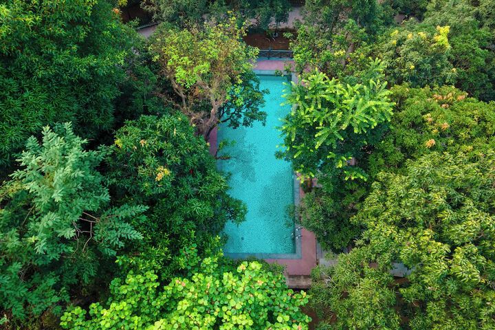 Pool 54 of 83