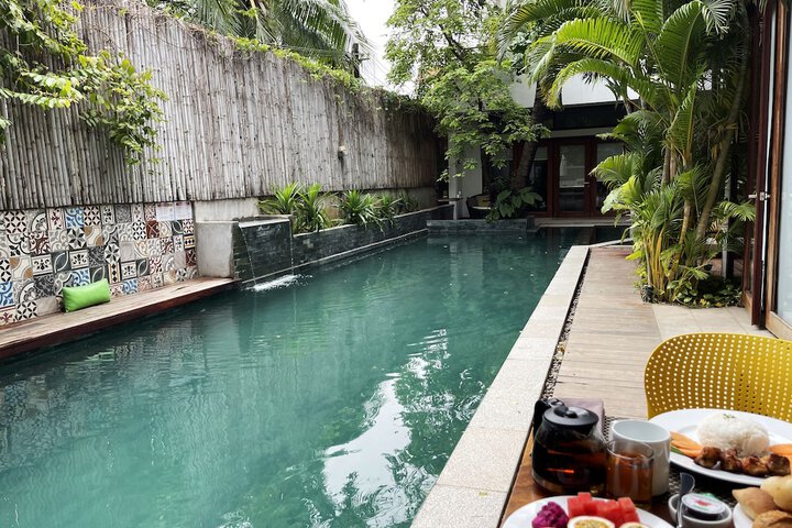 Pool 53 of 83