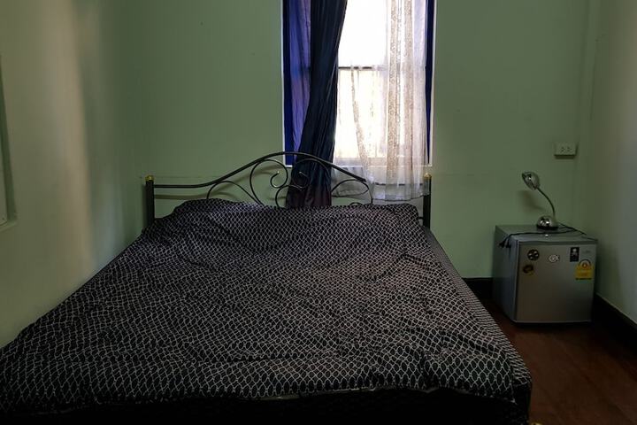 Room 4 of 14
