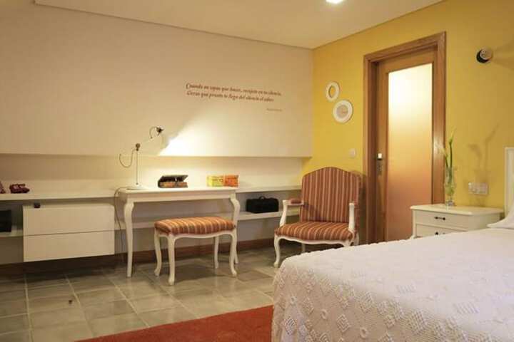 Room 8 of 67